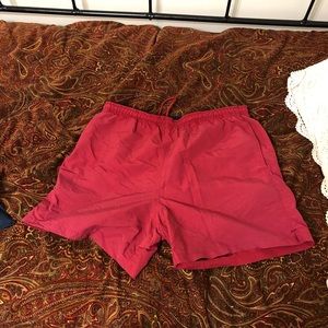 red shorts
